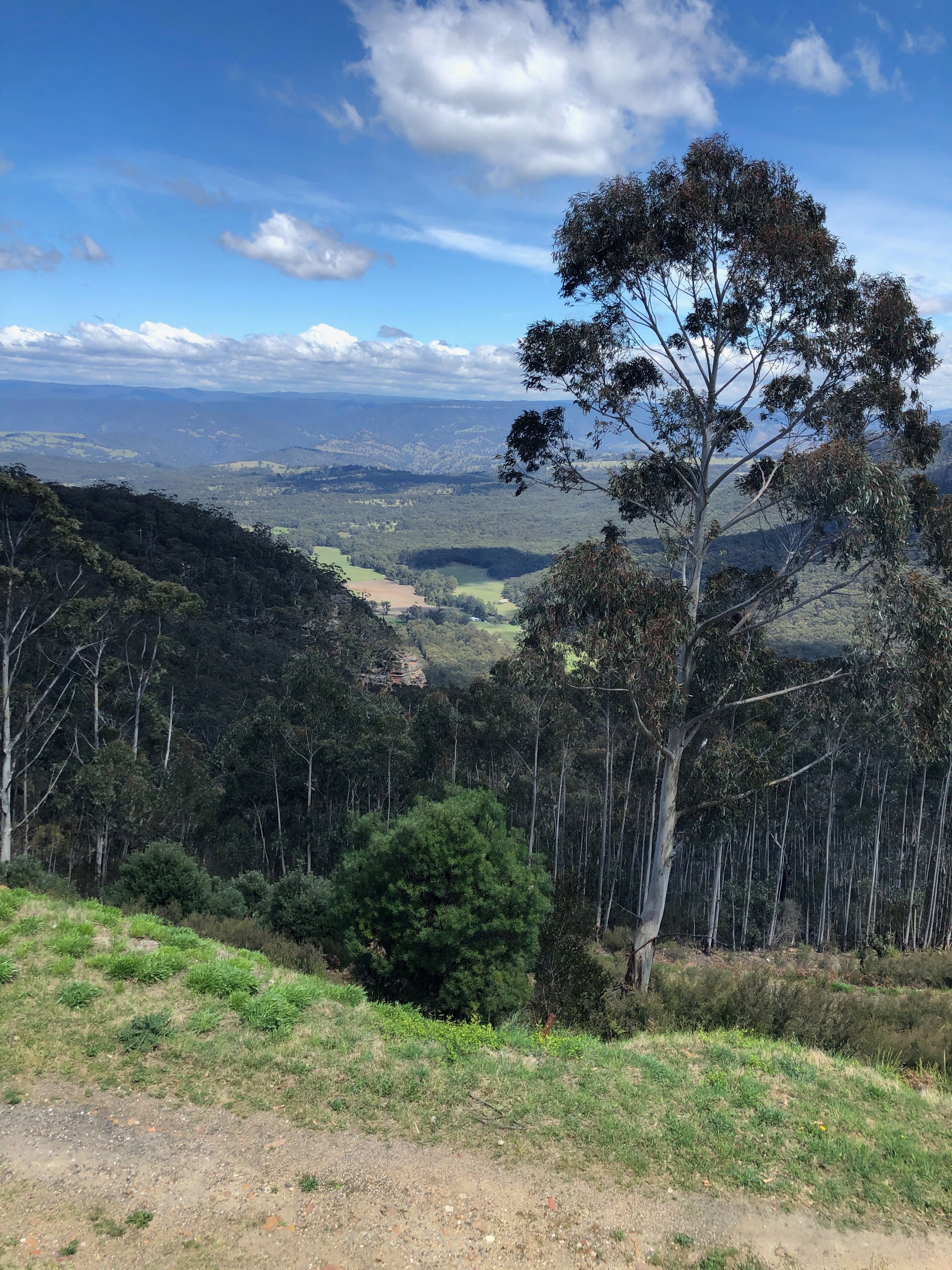 Hydro Majestic Public Day Tour Image -5da92672f03d9